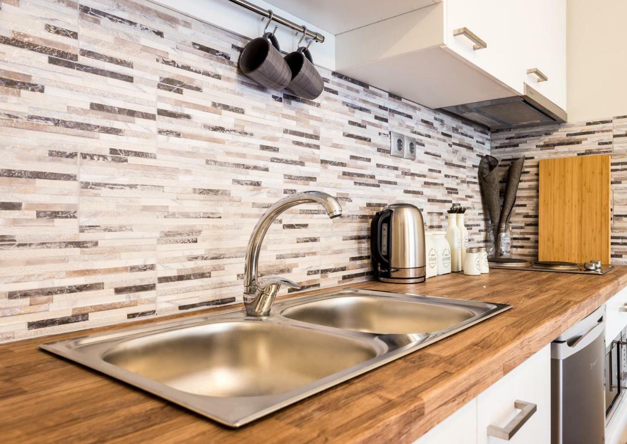Exceptionally Located Studio Apartment Athens Ngoại thất bức ảnh