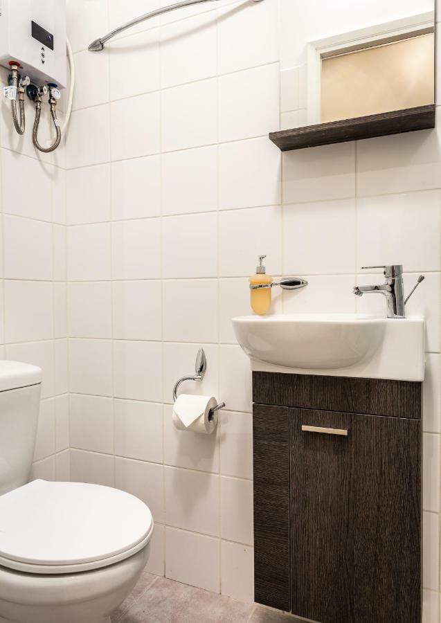 Exceptionally Located Studio Apartment Athens Ngoại thất bức ảnh
